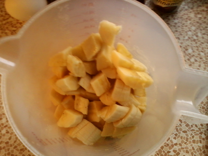 Illustration for article titled Cooking with the Man-bear: Banana Turnovers